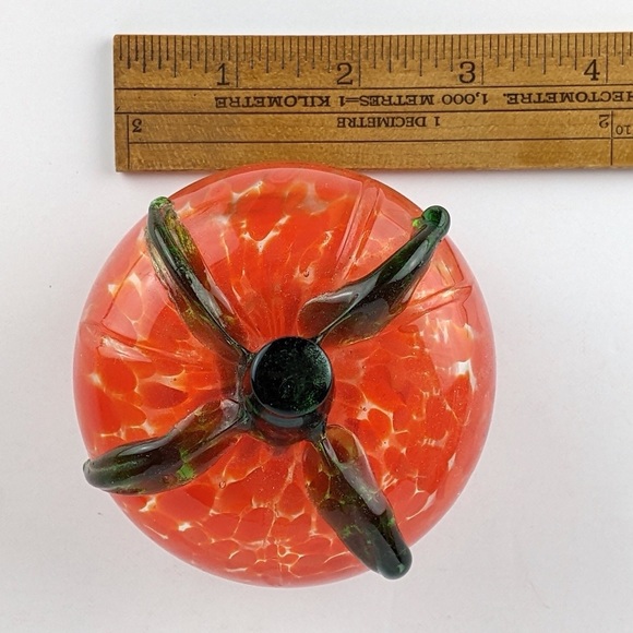Vintage Murano Style Heirloom Tomato, Marbled Blown Glass Fruit - Picture 6 of 6